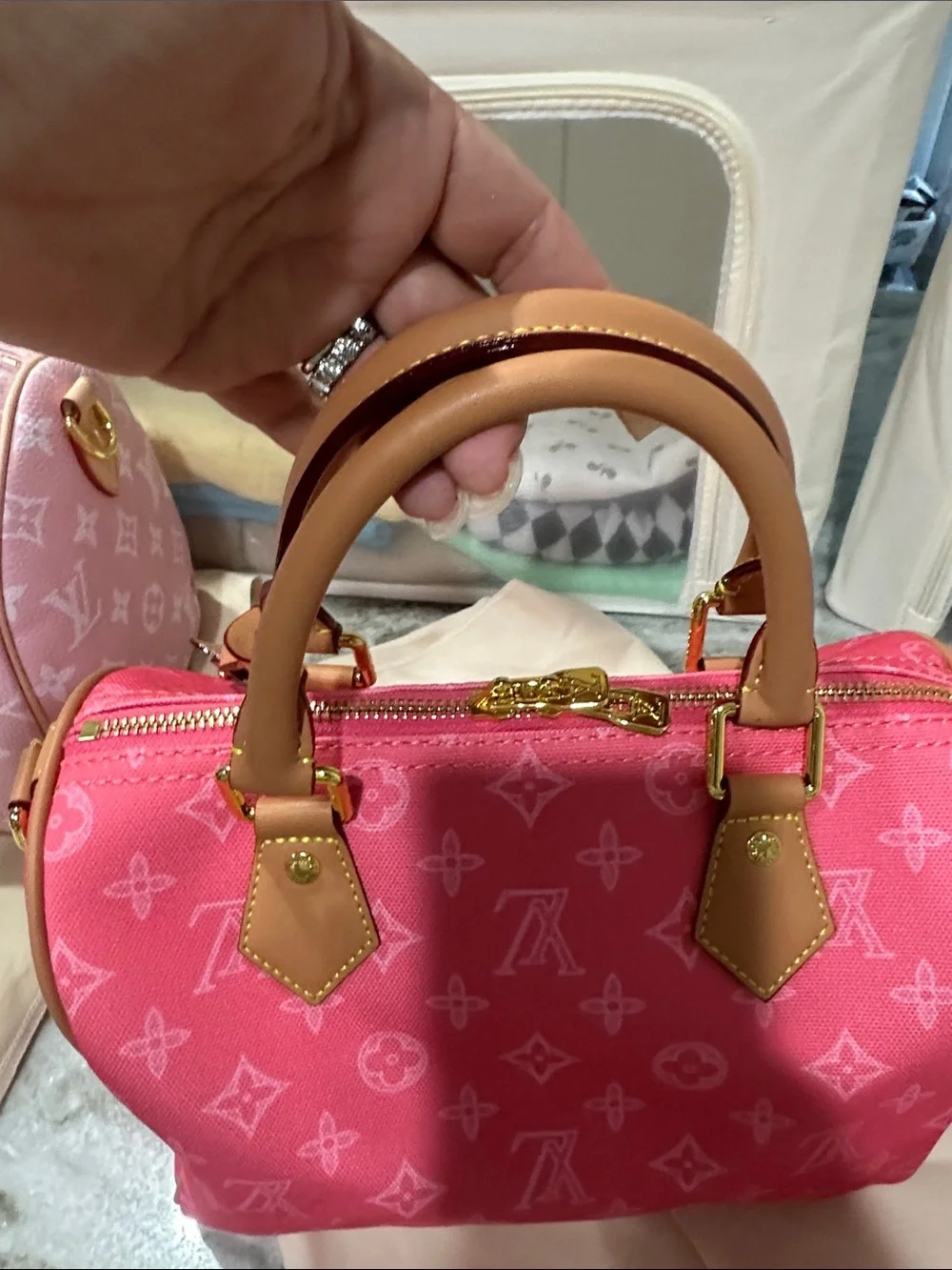The Unbranded Brand cute pink